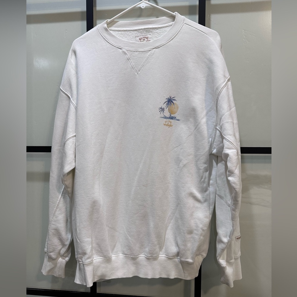 Wrangler White Crewneck Sweater with Minimalist Design